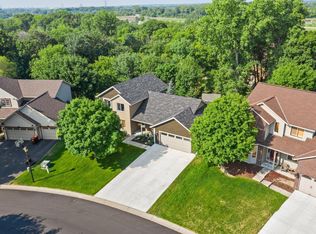 9254 Cheney Trl, Inver Grove Heights, MN 55076