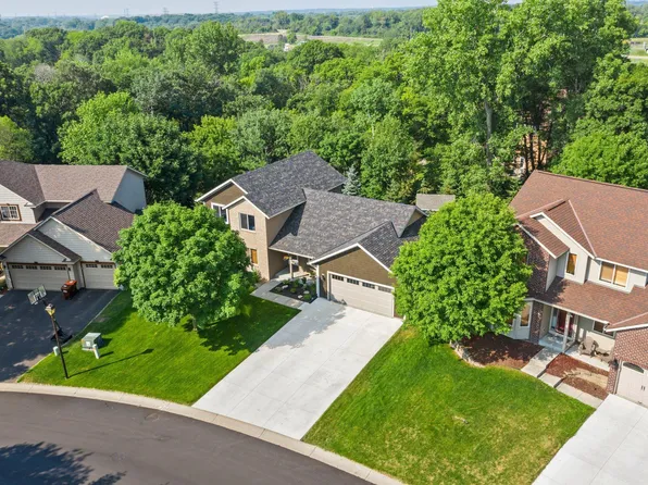 9254 Cheney Trl, Inver Grove Heights, MN 55076