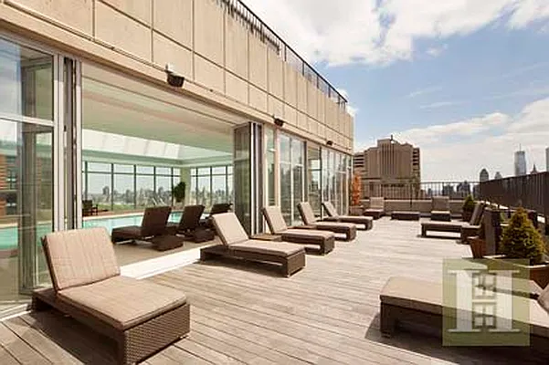 Rented by Halstead Real Estate | media 30