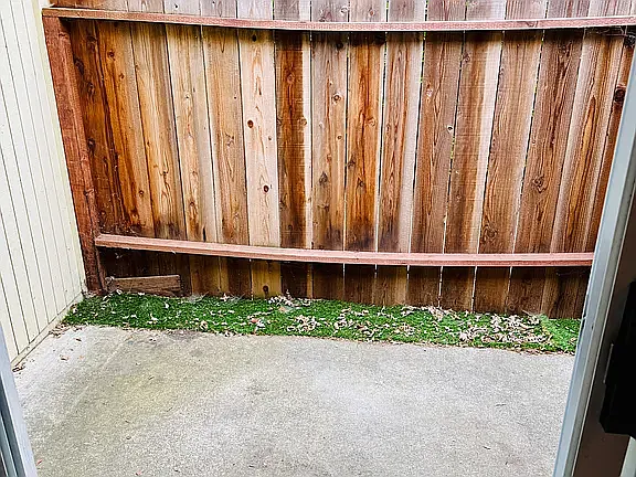 463 Coffield Ave #7 — Photo 13
