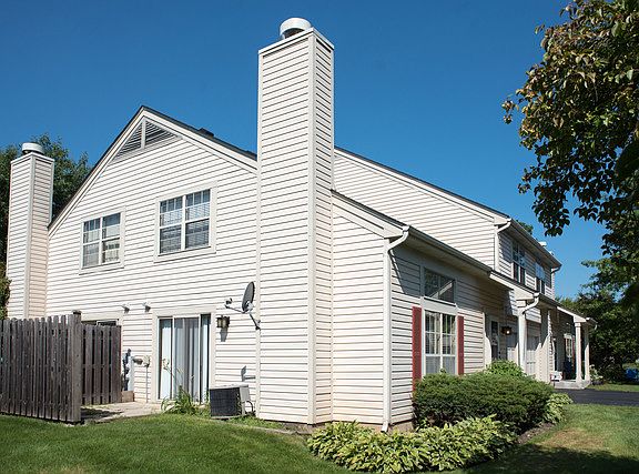 4th image of 1208 N Knollwood Dr