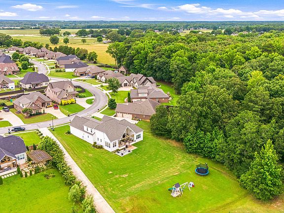4th image of 17646 Maree Dr