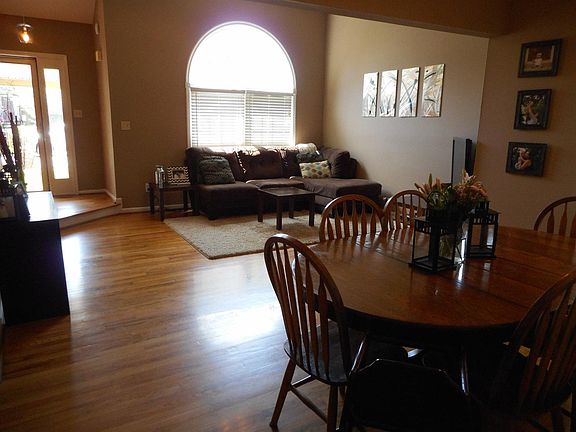 3rd image of 1329 Copper Creek Dr