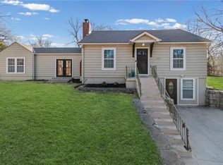 4919 N Troost Ave, Kansas City, MO 64118