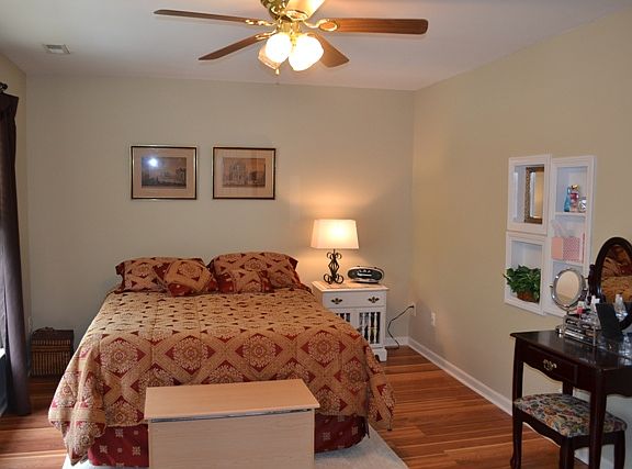2nd image of 633 Atherton Way