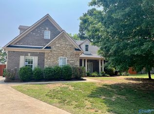226 Turkey Point Dr, New Market, AL 35761