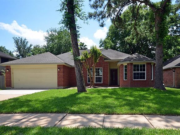 2nd image of 19019 Forest Trace Dr