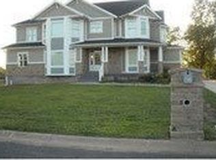 271 Lakeview Dr, Farmington, MO 63640