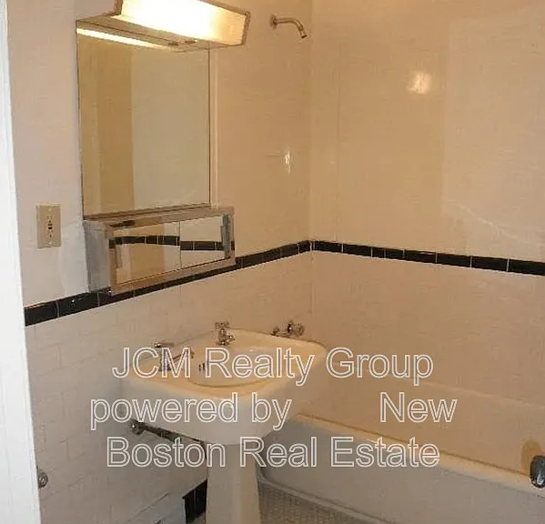 203 Lewis St #2 — Photo 6