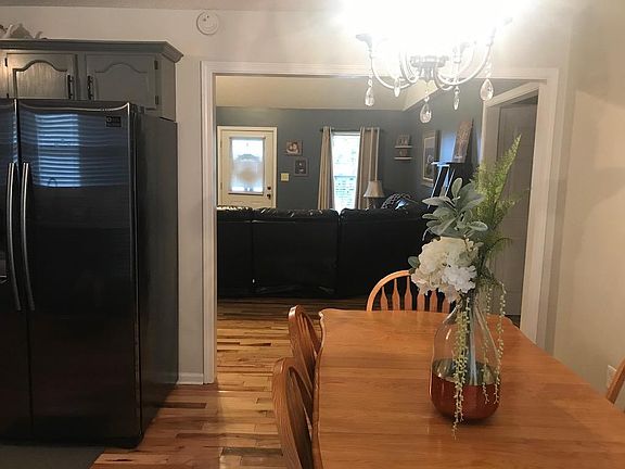 3rd image of 116 Summer Hill Dr