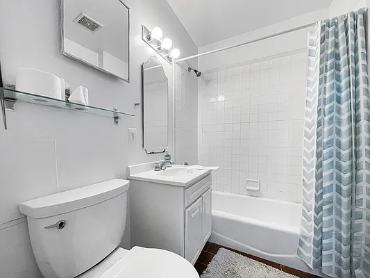 Rented by Skyward | media 9