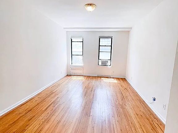 4th image of 430 E 83rd St APT 2D