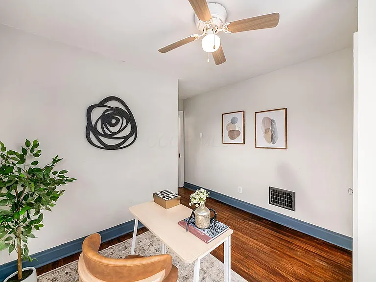 211 E Jenkins Ave — Photo 23