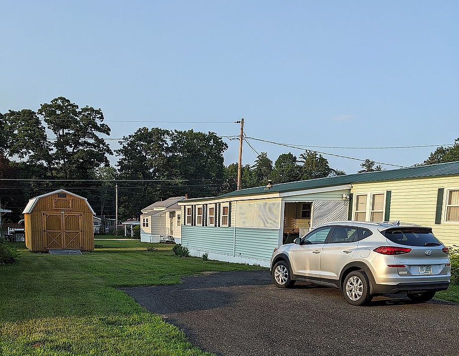 1st image of 303 Old Lake Shore Rd Lot C9