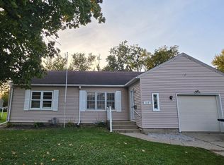 214 S 1st St, Ogden, IA 50212