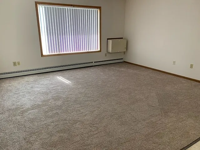 Skyview Apartments — Photo 3