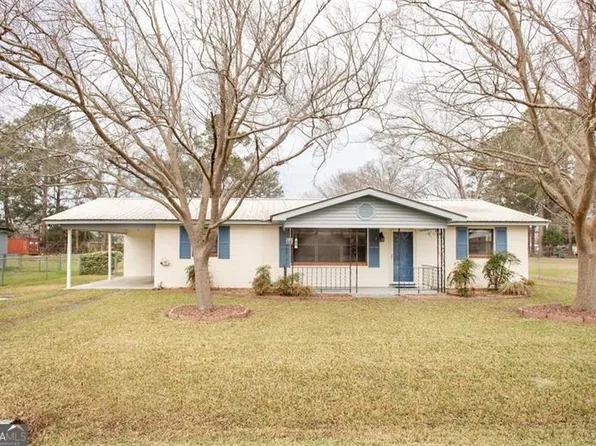 2836 Evergreen Rd, Waycross, GA 31503