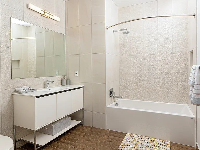 Rosera Wesmont — Photo 45