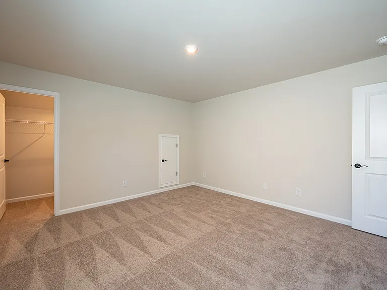 852 Tess St — Photo 23