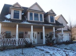 18151 W River Rd, Bowling Green, OH 43402