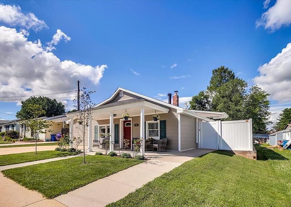 Welcome to 1016 Waite Avenue in Sykesville, MD