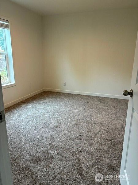5th image of 1004 Stella Road