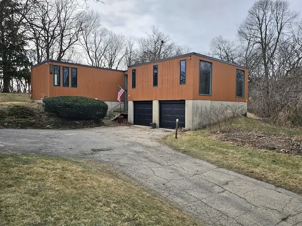 1711 Kimberly Ave, Elgin, IL 60123
