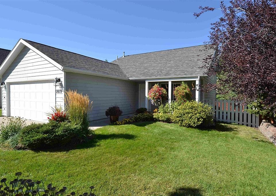 1st image of 2619 Daisy Dr