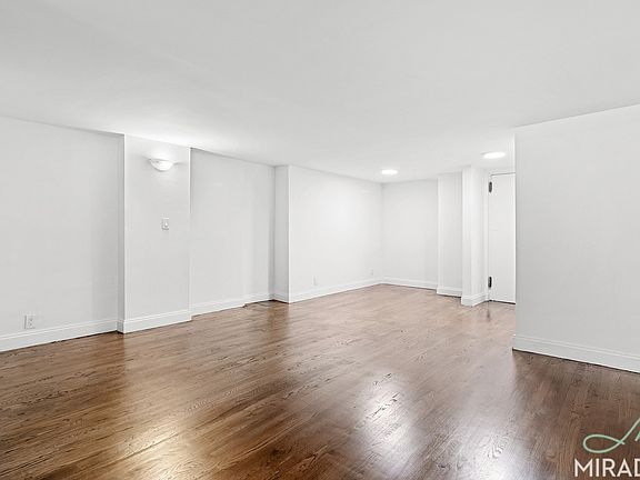 4th image of 43 W 16th St APT 1E