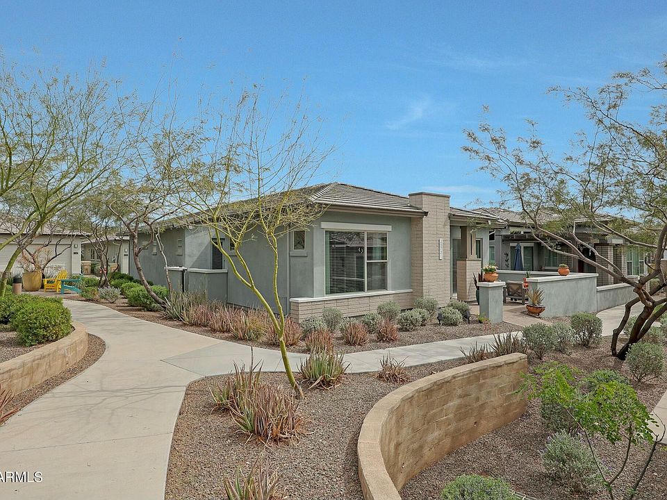 1st image of 20721 W Fern Dr