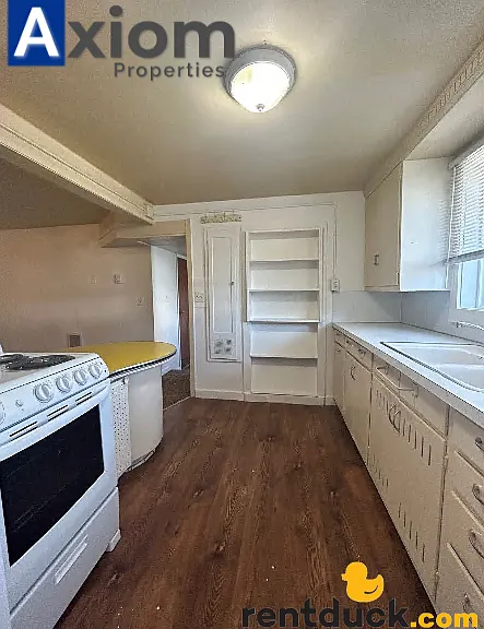 251 N Grant — Photo 18