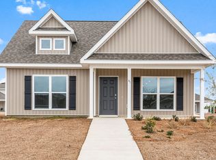 61 Woodsorrel St, Freeport, FL 32439