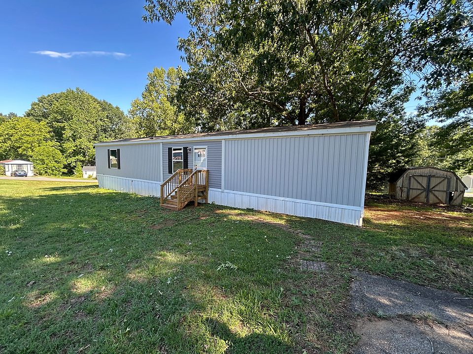 1st image of 112 Wisteria Dr #112W