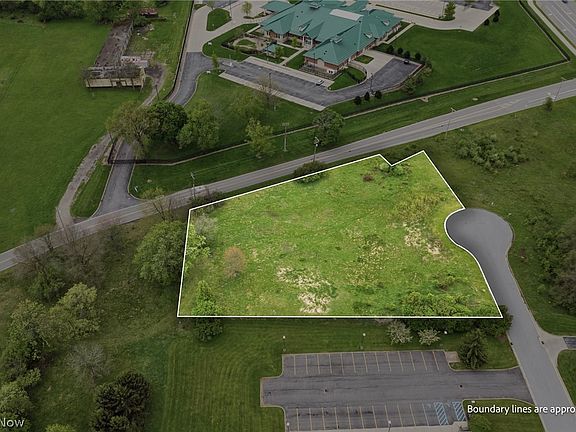 3rd image of Bally Row Lot 22940