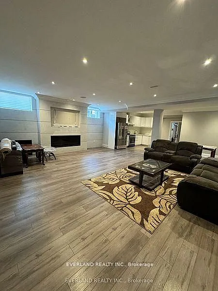 1 bed, $2,000 — Photo 3