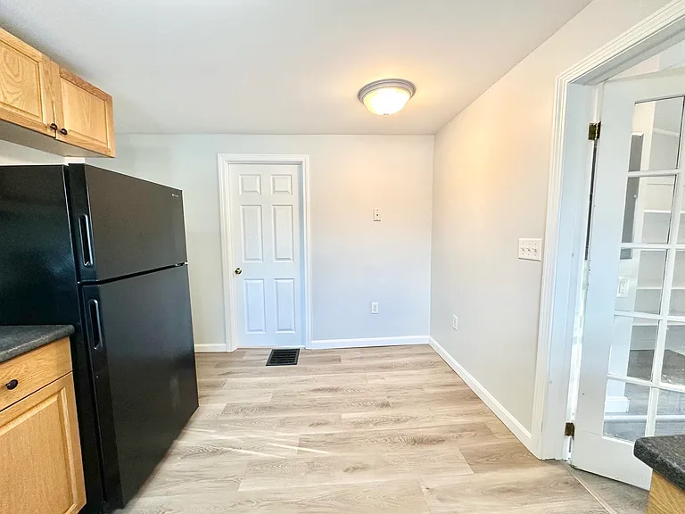 40 Morgan St #2 — Photo 8