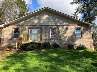 8390 High Point Rd, Douglasville, GA 30134