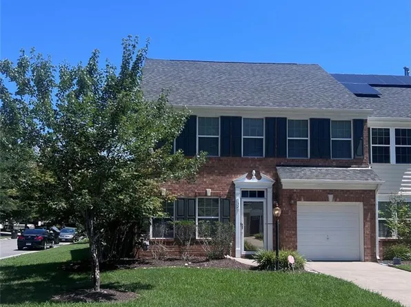 132 Brock St, Yorktown, VA 23690