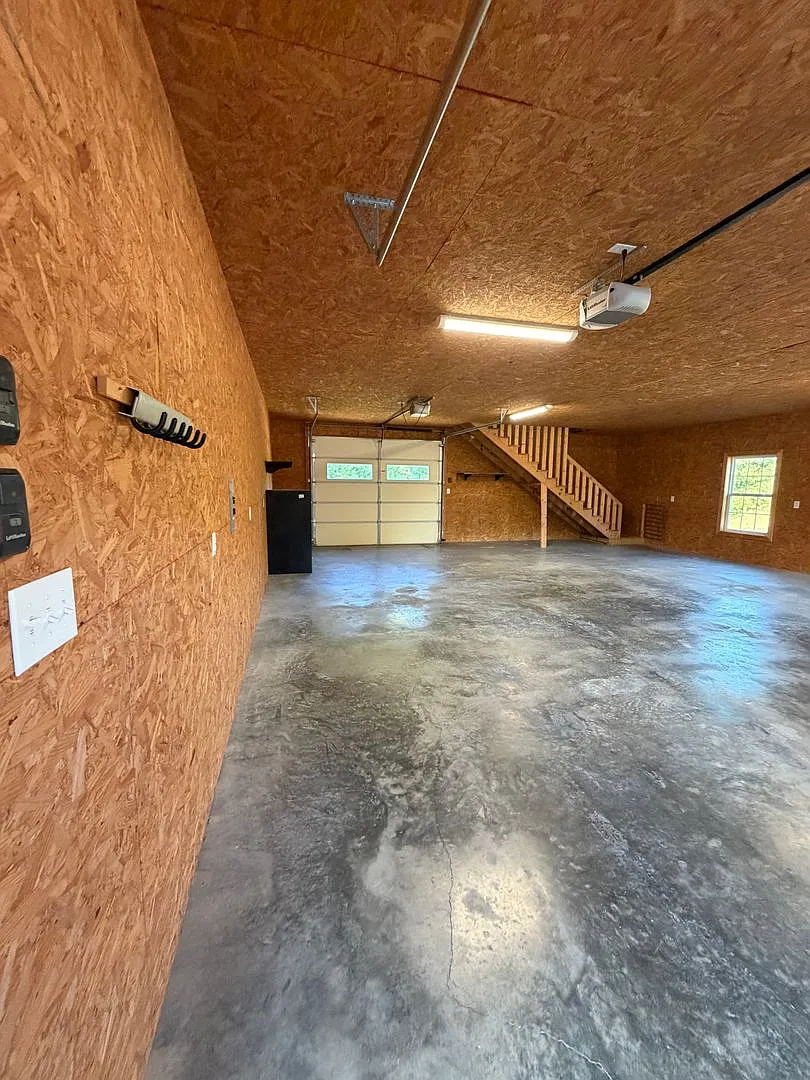 4 Bed/2.5 Bath - Tuscumbia, AL — Photo 4