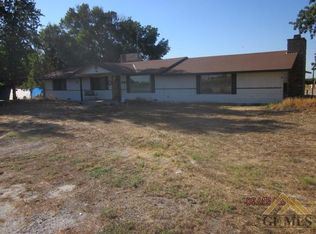 14844 Avenue 56, Earlimart, CA 93219