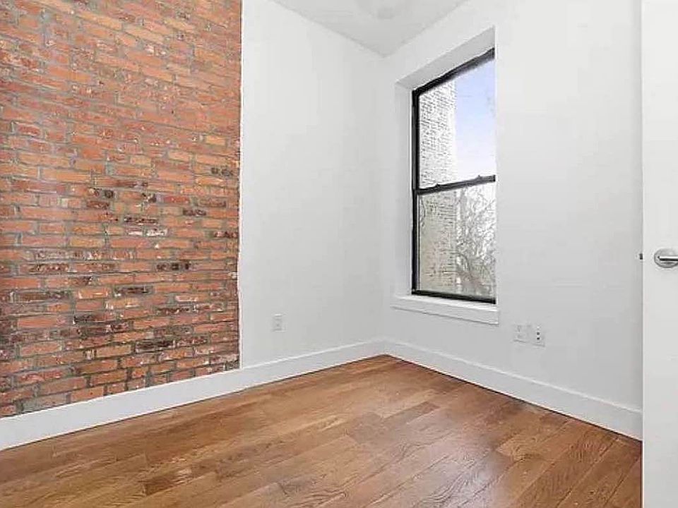 1st image of 858 Hancock St #1T