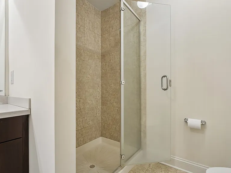 36 Bloomfield Ave — Photo 14