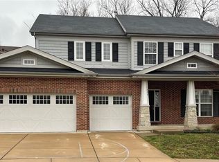 1266 Shorewinds Trl, Saint Charles, MO 63303