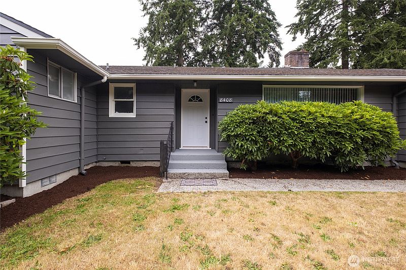 3rd image of 8408 121st Street SW