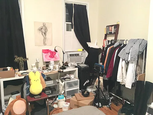 Rented by Premier Metro Realty Corp | media 34