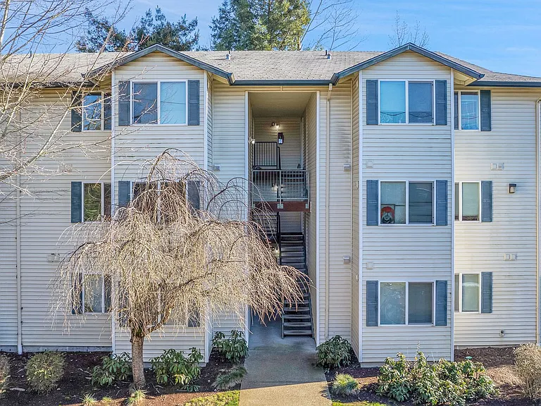 #271 CHELSEA COURT APTS — Photo 18