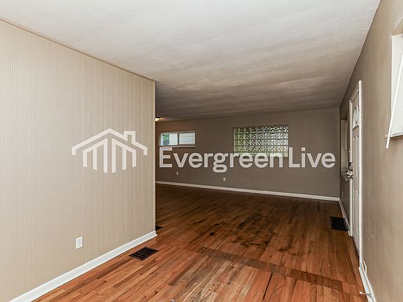 3rd image of 2030 Faywood Dr