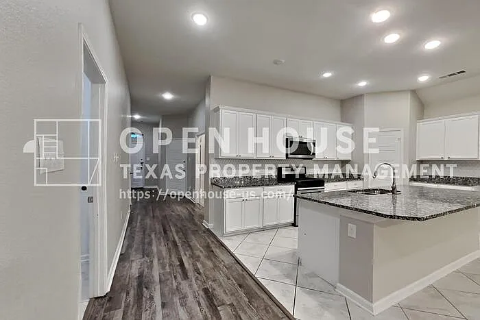 1260 Meridian Dr — Photo 6