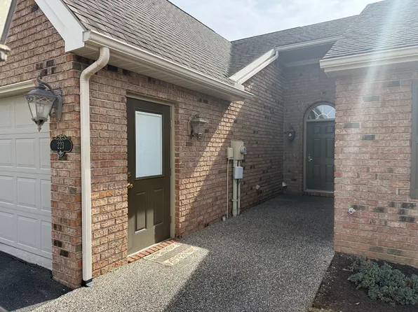 223 Mill Rd, Chambersburg, PA 17201