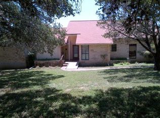 613 Stagecoach Trl, San Marcos, TX 78666